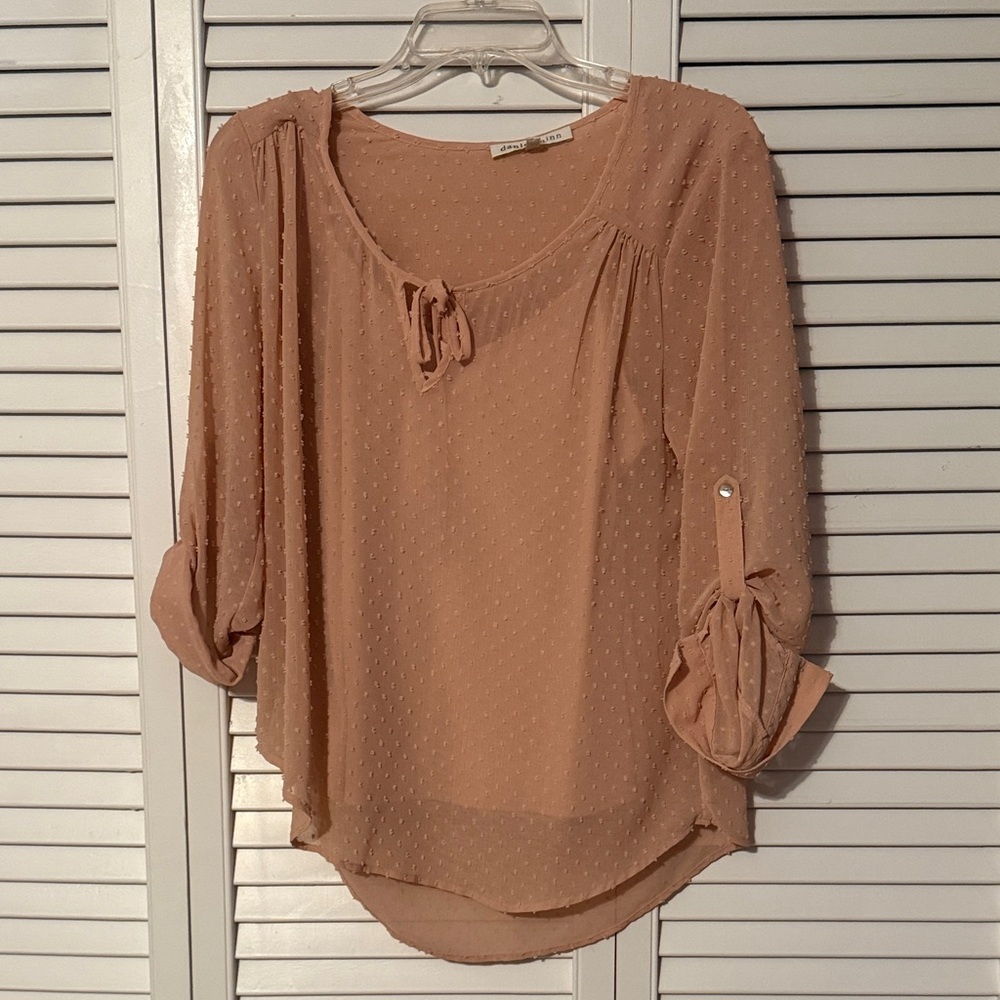 Daniel Rainn Blush Pink Pindot Blouse Small